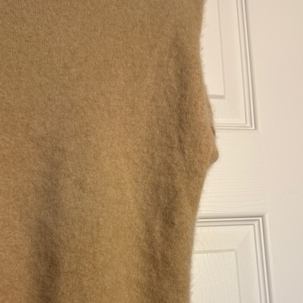 Banana Republic 100% Cashmere Sweater Vest M Beige Padded Shoulders - Picture 7 of 9